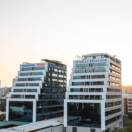 Ramee International Surat Exterior foto