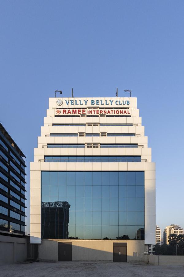 Ramee International Surat Exterior foto