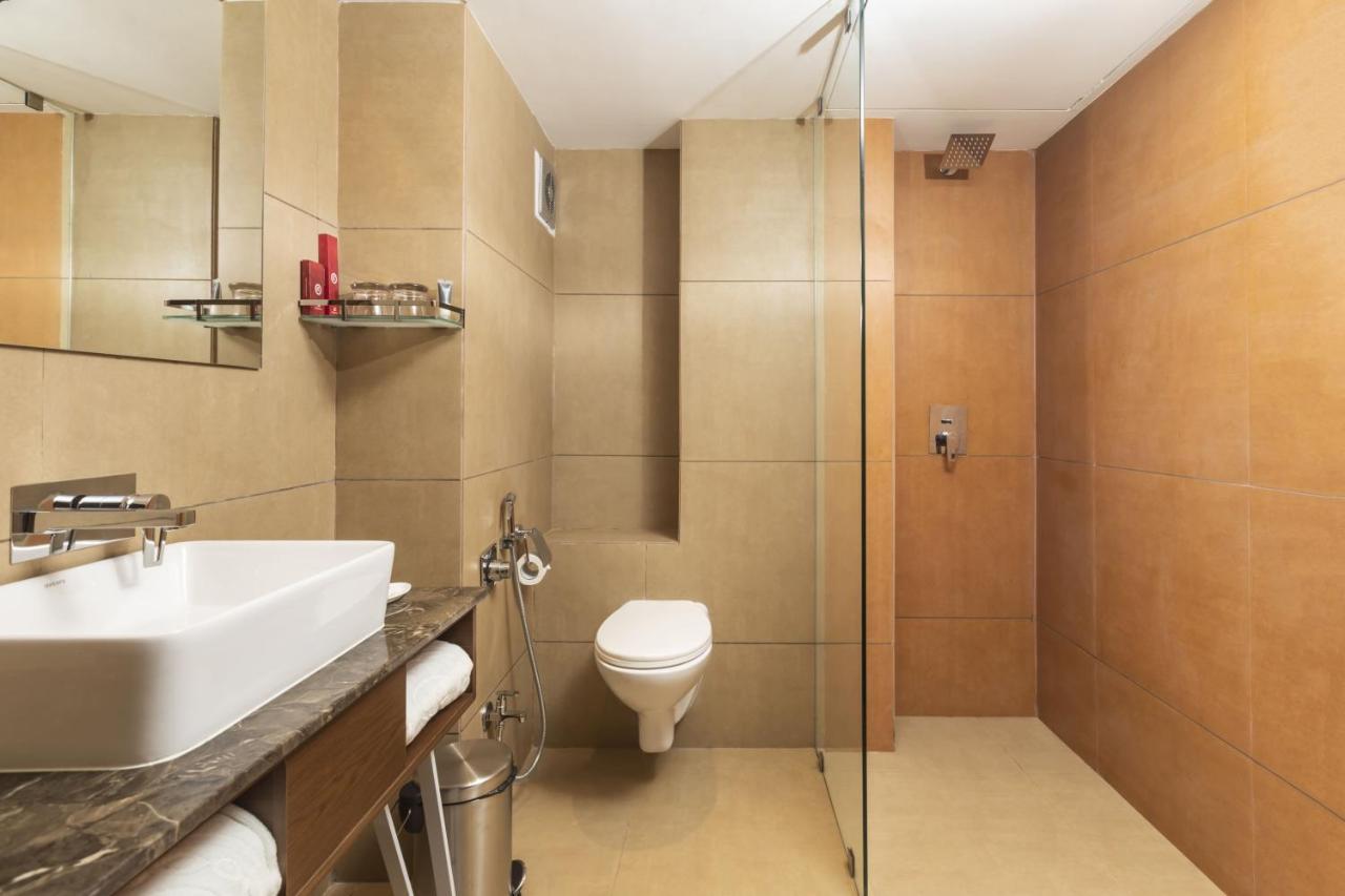 Ramee International Surat Exterior foto